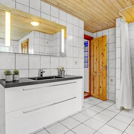 Holiday home Awesome In Romo With Wifi