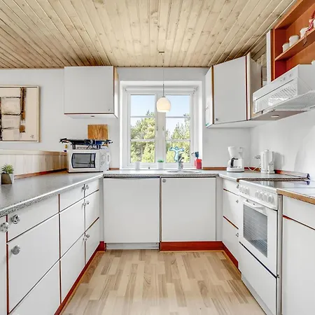 Four-bedroom In Romo