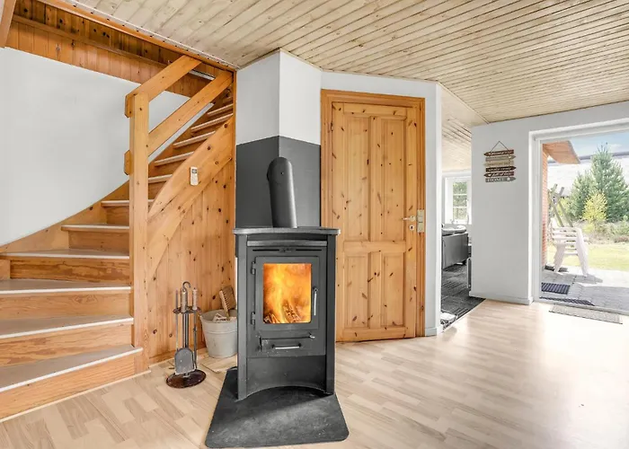 Four-bedroom In Feriehus Romo