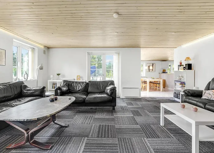Four-bedroom In Feriehus Romo